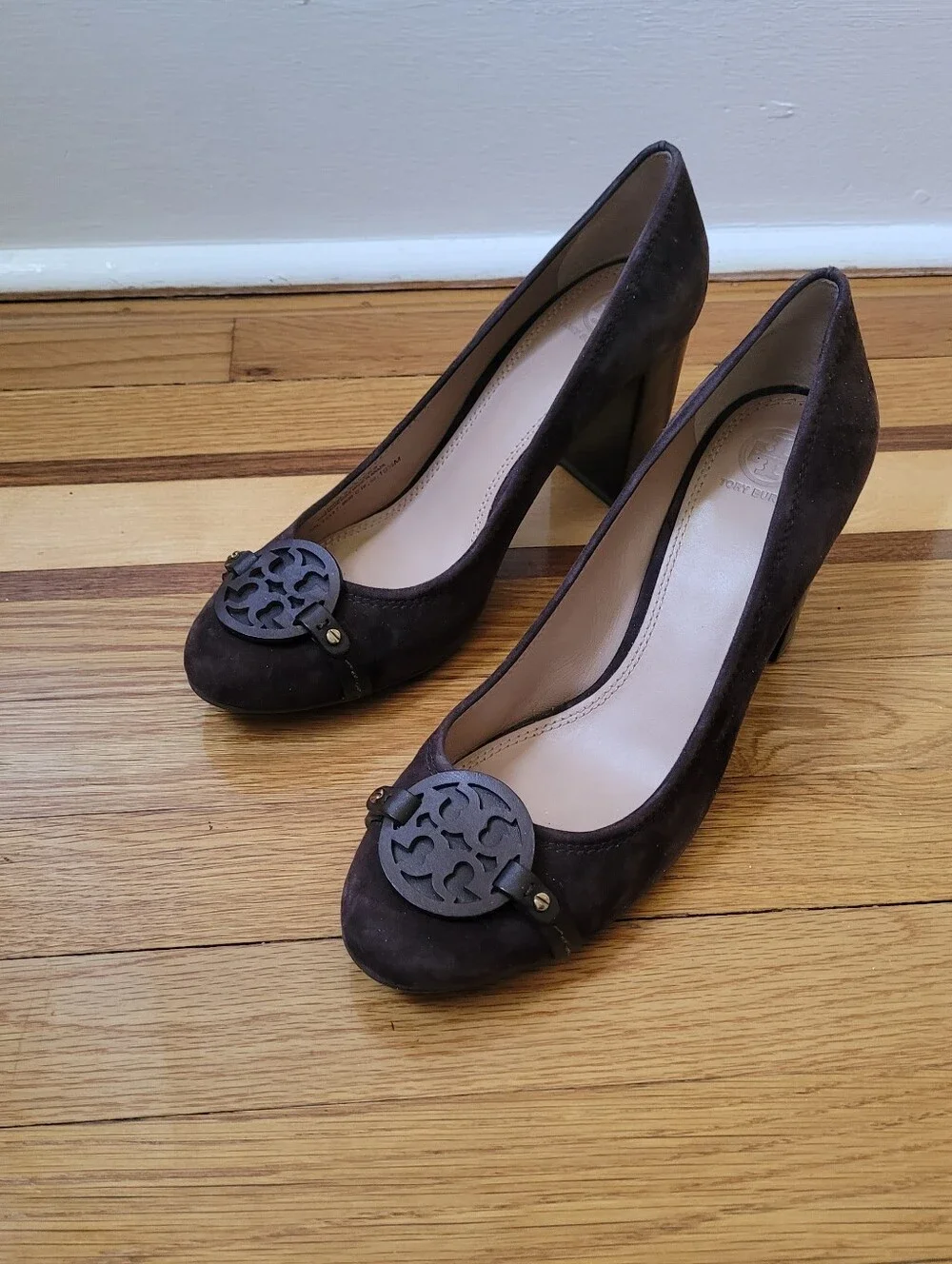 TORY BURCH MINI MILLER 85MM PUMP IN COCONUT BROWN SUEDE